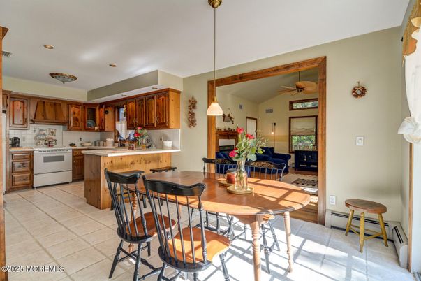 Dining room, Interior, Kitchen, Pendant Lights, Recessed Lighting