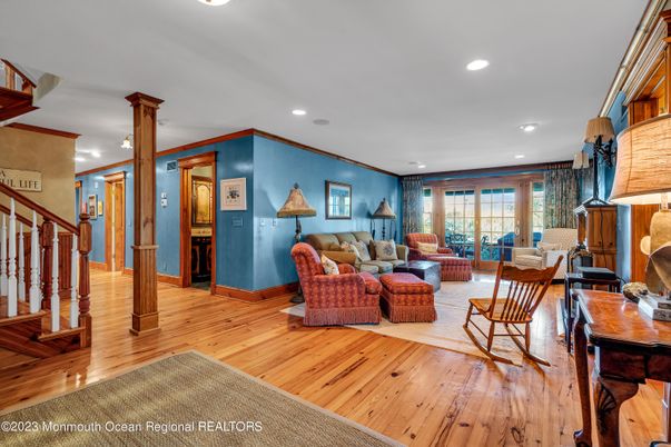 Interior, Living room, Recessed Lighting, Wood Texture Flooring