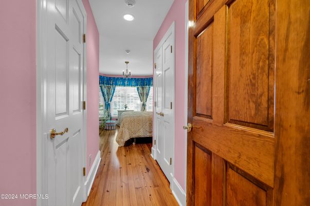 Chandelier, Interior, Recessed Lighting, Wood Texture Flooring