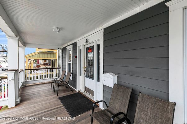 Exterior, Wood Texture Flooring