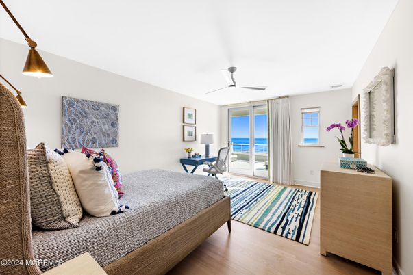 Bedroom, Interior, Water, Wood Texture Flooring