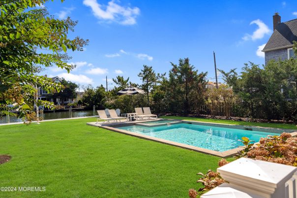 Exterior, Lake, Pool