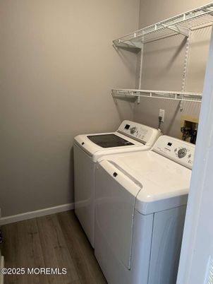 Interior, Utility Closets, Washer, Wood Texture Flooring