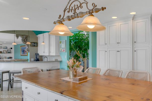 Dining room, Interior, Kitchen, Pendant Lights, Recessed Lighting
