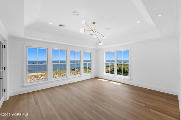 Empty room, Interior, Pendant Lights, Recessed Lighting, Water, Wood Texture Flooring