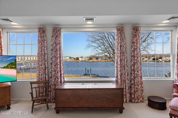 Interior, Recessed Lighting, Water