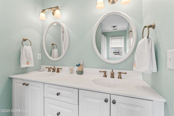 Bathroom, Dual Sink Vanities, Interior