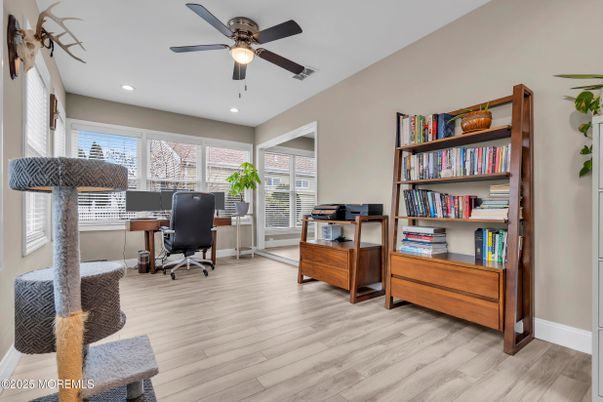 Home Office, Interior, Recessed Lighting, Wood Texture Flooring