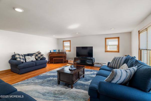 Interior, Living room, Piano, Recessed Lighting, Wood Texture Flooring