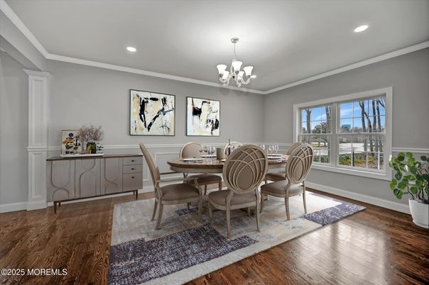 Chandelier, Dining room, Interior, Recessed Lighting, Wood Texture Flooring