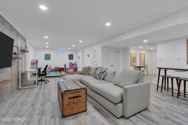 Home Office, Interior, Living room, Recessed Lighting, Wood Texture Flooring