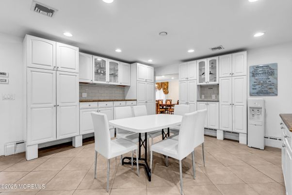 Dining room, Interior, Kitchen, Recessed Lighting