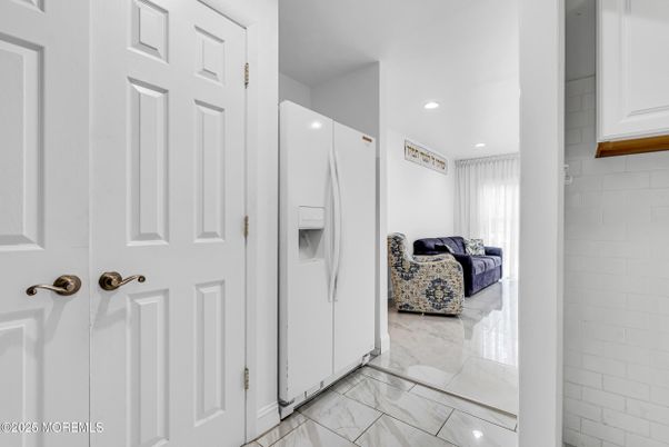 Interior, Marble, Recessed Lighting