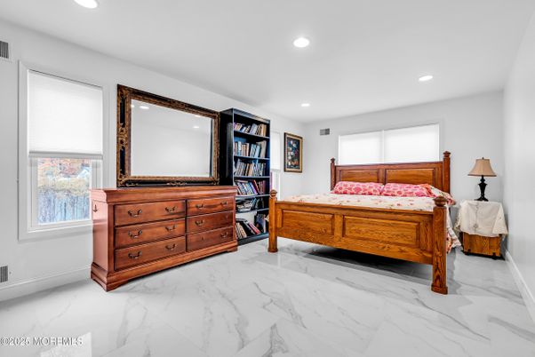 Bedroom, Interior, Marble, Recessed Lighting
