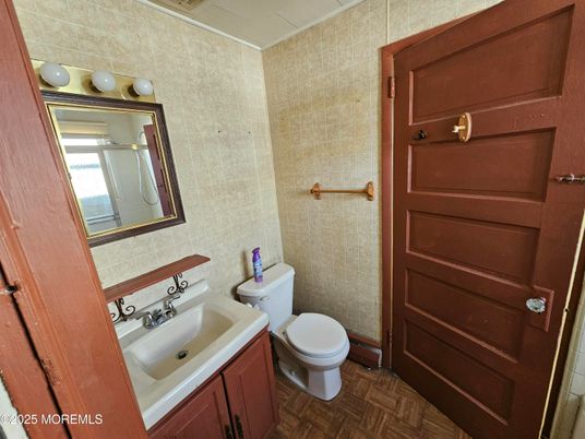 Bathroom, Interior, Wood Texture Flooring