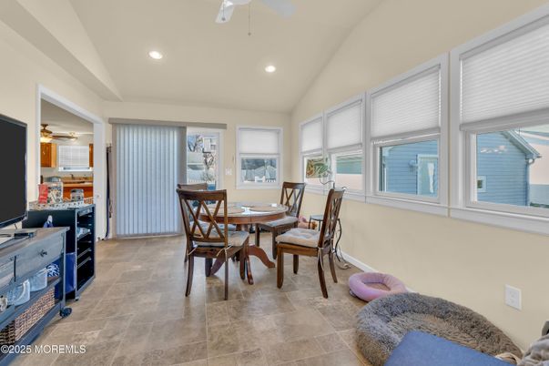 Dining room, Interior, Recessed Lighting