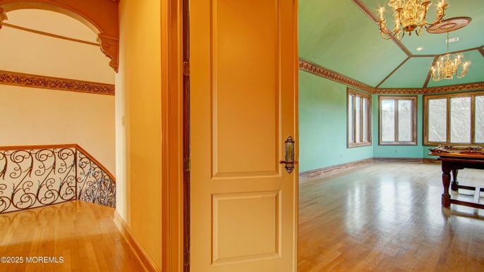 Chandelier, Interior, Wood Texture Flooring