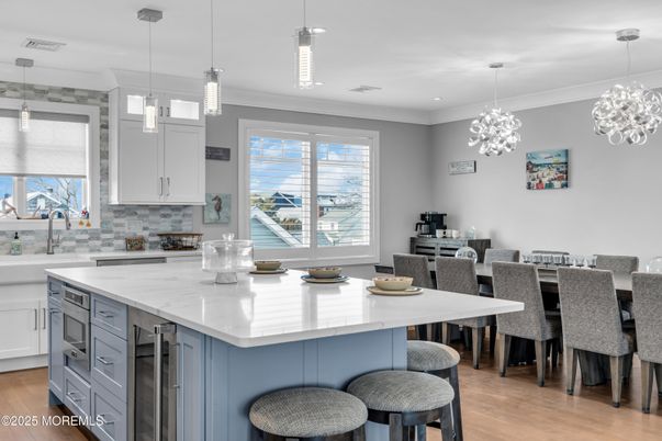 Dining room, Interior, Kitchen, Pendant Lights, Recessed Lighting, Wood Texture Flooring