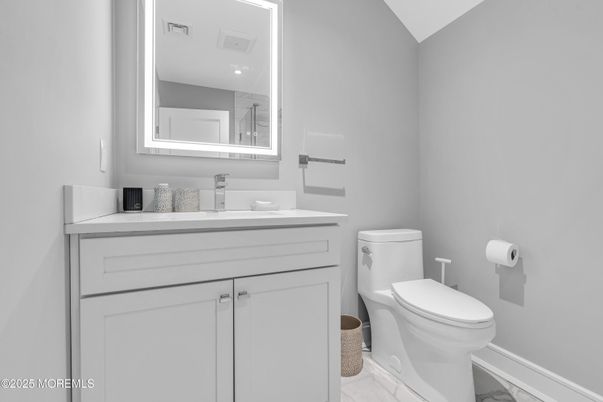 Bathroom, Interior, Marble, Recessed Lighting