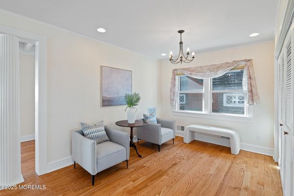 Chandelier, Interior, Living room, Recessed Lighting, Wood Texture Flooring