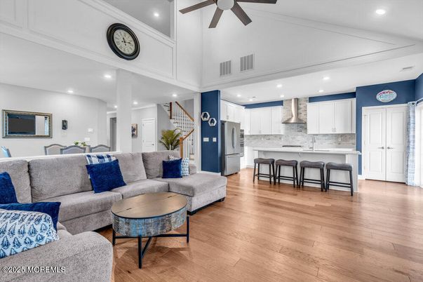 Interior, Kitchen, Living room, Recessed Lighting, Wood Texture Flooring