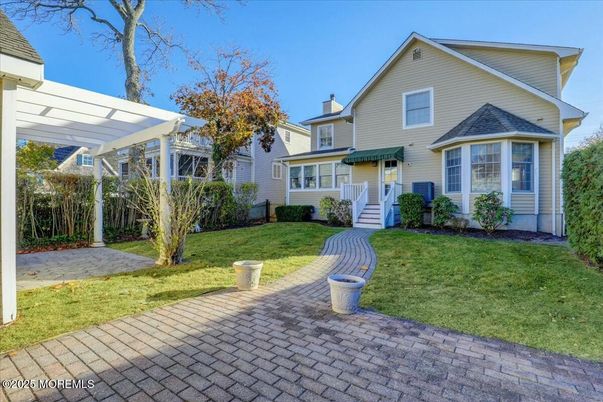 Backyard, Exterior, Facade, Farmhouse
