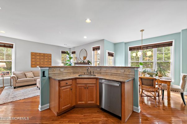 Dining room, Interior, Kitchen, Pendant Lights, Recessed Lighting, Wood Texture Flooring