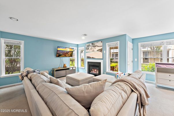 Fireplace, Interior, Living room, Recessed Lighting