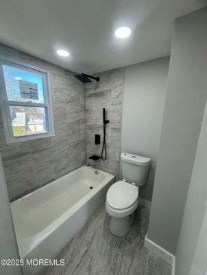 Bathroom, Interior, Marble, Marble Walls, Recessed Lighting