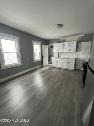 Empty room, Interior, Kitchen, Wood Texture Flooring