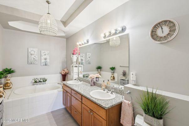 Bathroom, Dual Sink Vanities, Interior