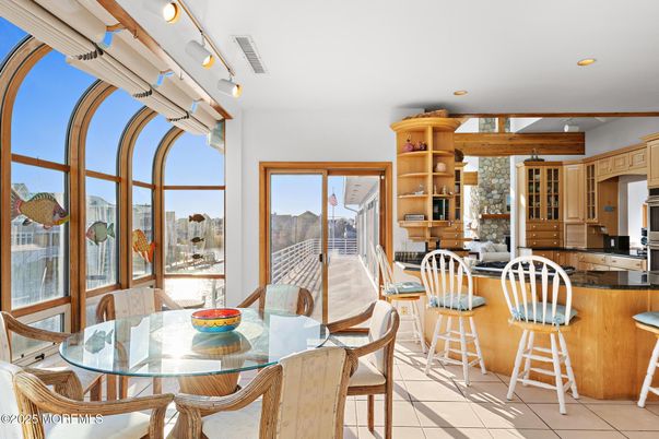 Dining room, Interior, Kitchen, Recessed Lighting