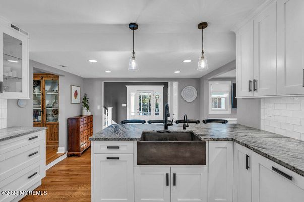 Interior, Kitchen, Pendant Lights, Recessed Lighting, Wood Texture Flooring