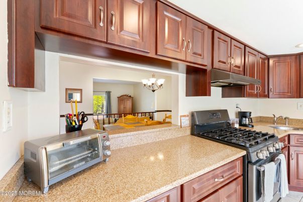 Chandelier, Dining room, Interior, Kitchen