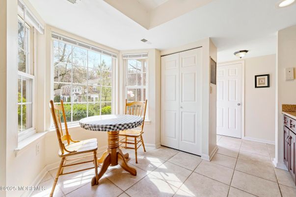 Dining room, Interior, Recessed Lighting