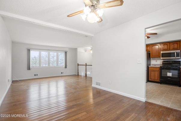 Empty room, Interior, Kitchen, Wood Texture Flooring