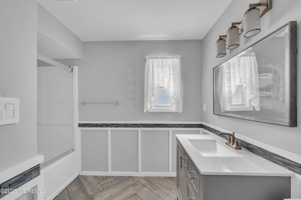 Bathroom, Interior, Wood Texture Flooring
