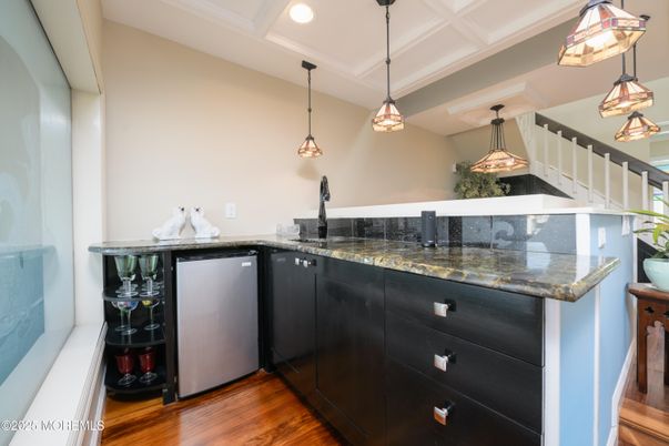 Interior, Pendant Lights, Recessed Lighting, Wood Texture Flooring