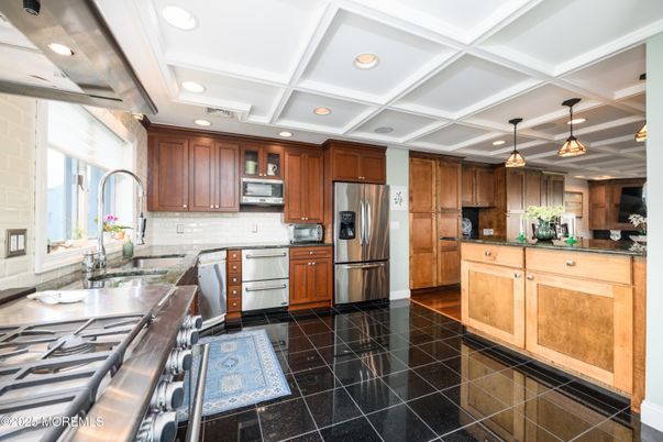 Interior, Kitchen, Pendant Lights, Recessed Lighting, Stainless Steel Appliances