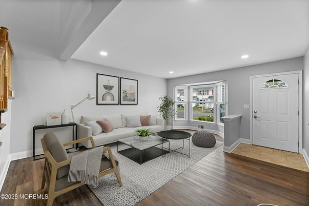 Interior, Living room, Recessed Lighting, Wood Texture Flooring