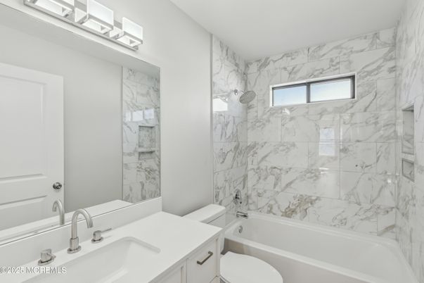 Bathroom, Interior, Marble Walls
