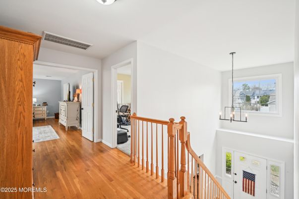 Interior, Pendant Lights, Wood Texture Flooring