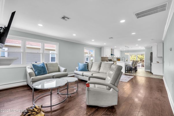 Dining room, Interior, Kitchen, Living room, Pendant Lights, Recessed Lighting, Wood Texture Flooring