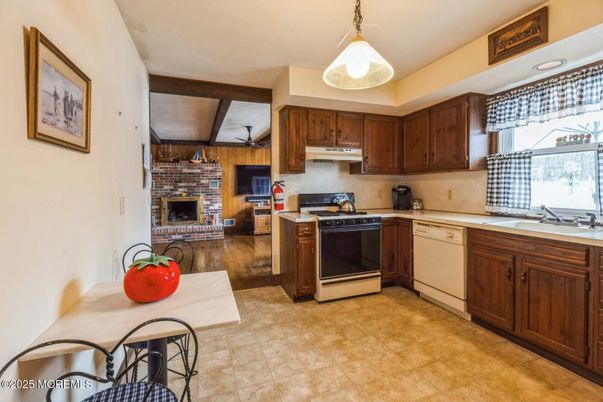 Fireplace, Interior, Kitchen, Pendant Lights, Stone Walls