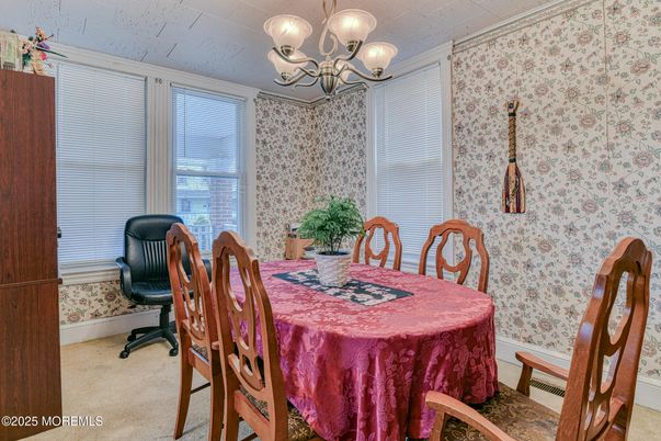 Chandelier, Dining room, Interior