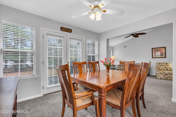 Dining room, Interior
