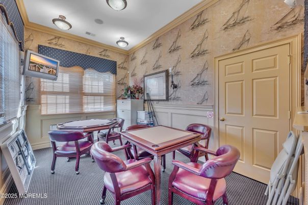 Dining room, Interior