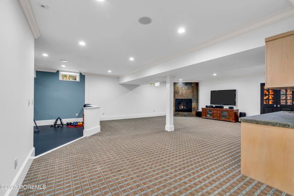 Fireplace, Interior, Recessed Lighting