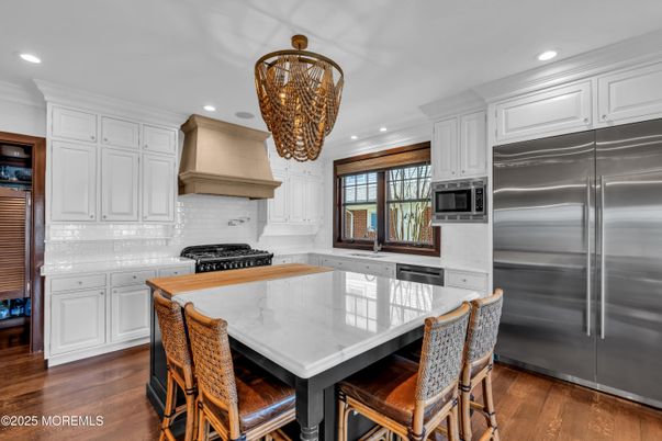 Chandelier, Interior, Kitchen, Recessed Lighting, Stainless Steel Appliances, Wood Texture Flooring