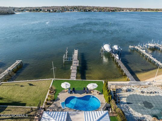 Exterior, Lake, Pool